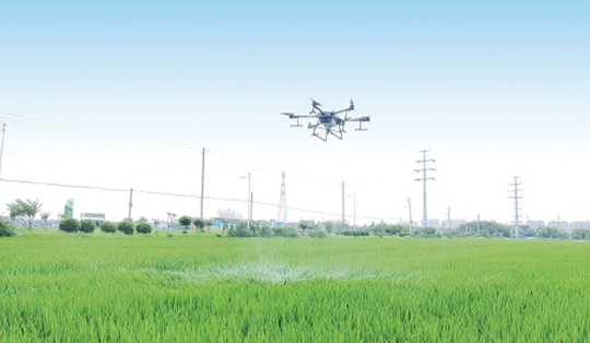 無(wú)人機(jī)技術(shù)在現(xiàn)代農(nóng)業(yè)領(lǐng)域的應(yīng)用與發(fā)展(圖1)