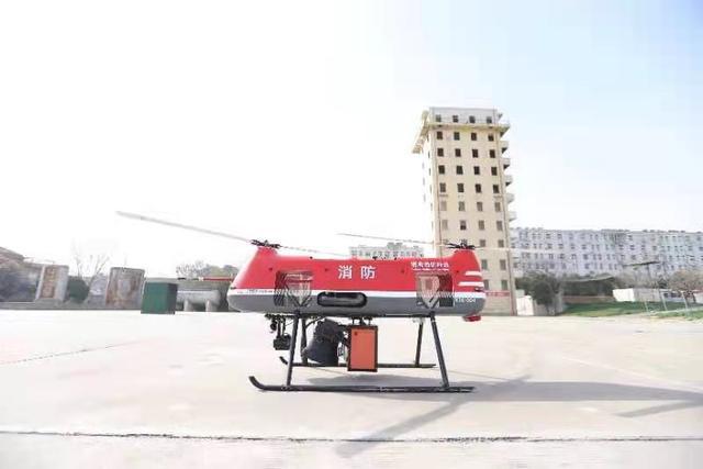 旋翼無人機(jī)實(shí)現(xiàn)了在百米以上高層建筑滅火(圖6) 旋翼無人機(jī)實(shí)現(xiàn)了在百米以上高層建筑滅火(圖6)