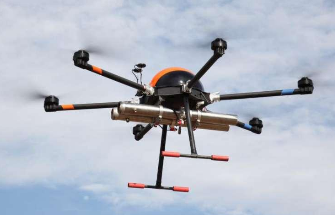 無人機(jī)也能用作消防,消防無人機(jī)的前景有哪些(圖1) 無人機(jī)也能用作消防,消防無人機(jī)的前景有哪些(圖1)